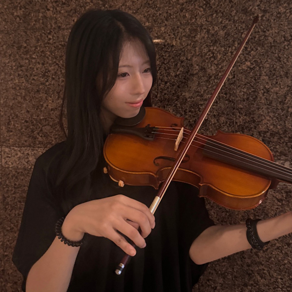 長谷川綾音